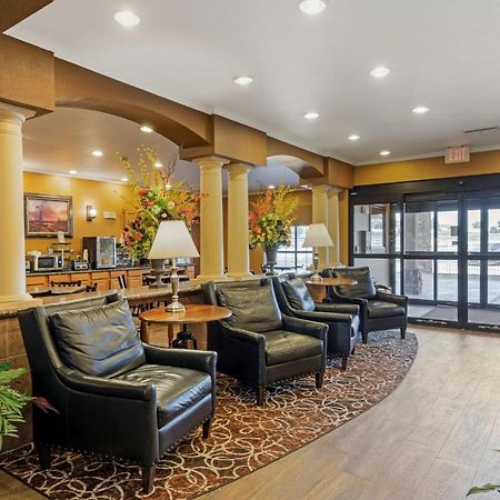 Best Western Plus Red River Inn Clarendon Buitenkant foto