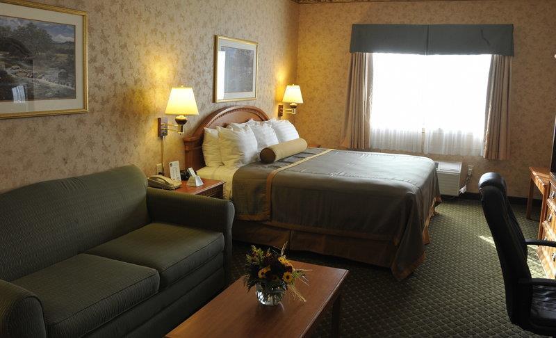 Best Western Plus Red River Inn Clarendon Buitenkant foto
