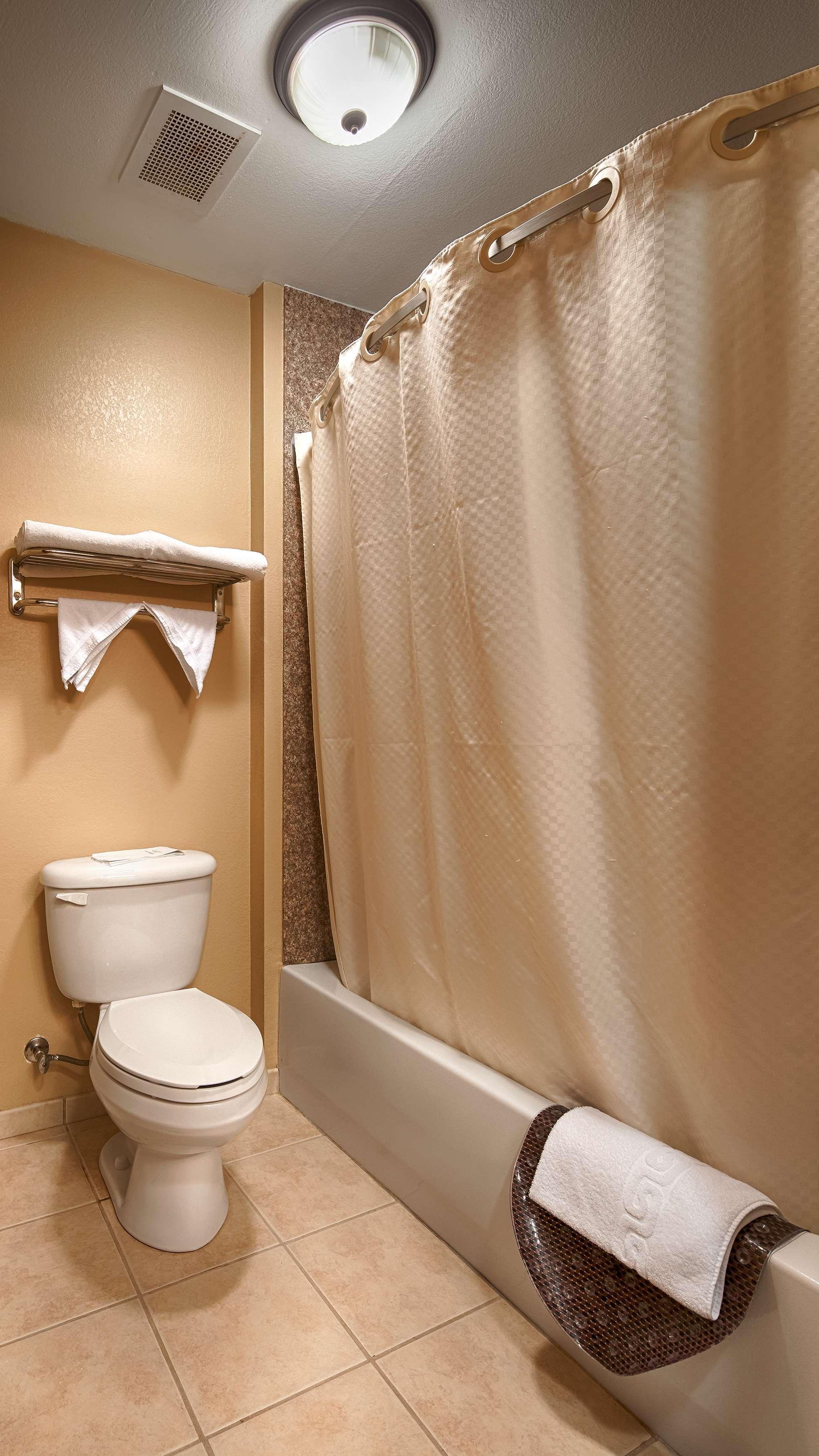 Best Western Plus Red River Inn Clarendon Buitenkant foto